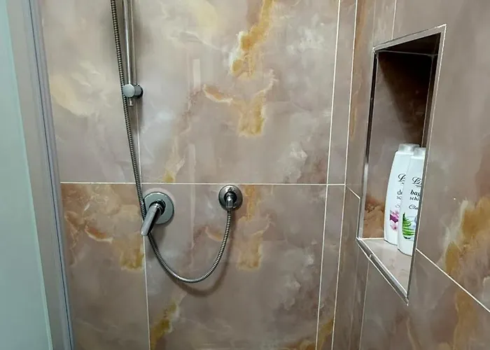 Mixed By Erry Il Rifugio Pensión 3*